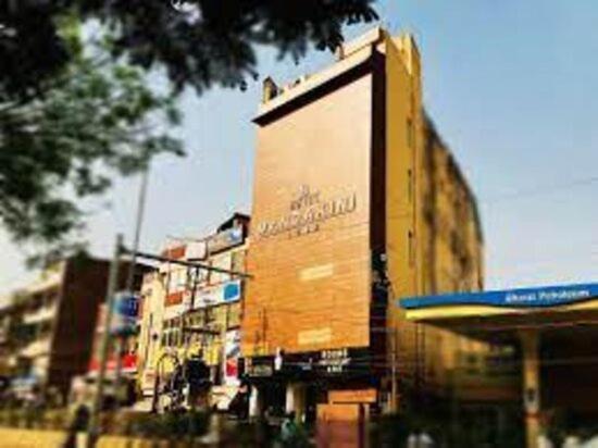 Hotel Mandakini Lush Kánpur Exteriér fotografie